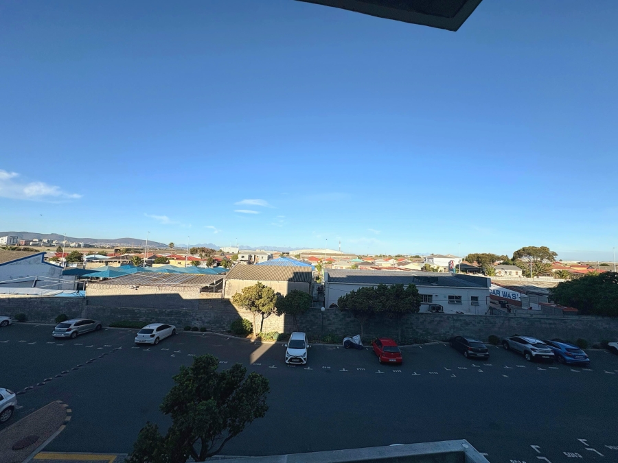 2 Bedroom Property for Sale in Brooklyn Western Cape